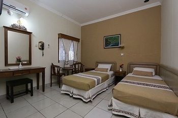 Mataram Hotel Yogyakarta Exterior photo